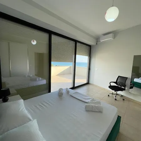 Apartment Blue Panorama!